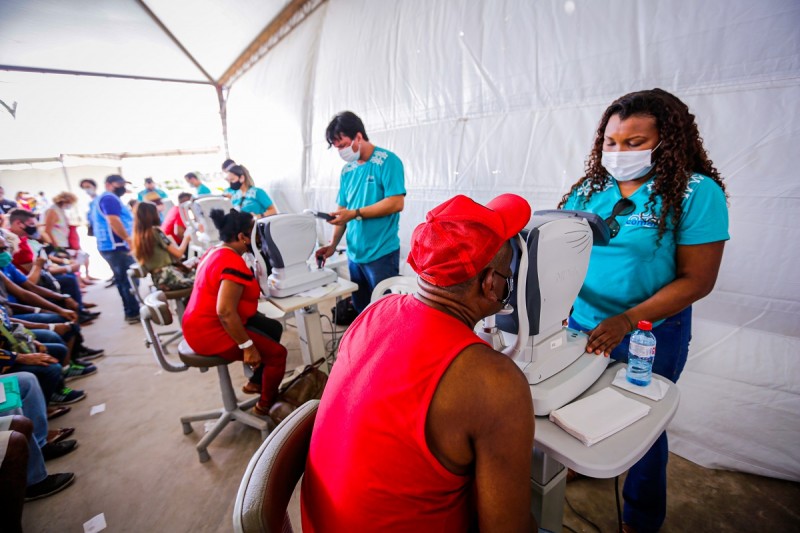 <em>População teve acesso a consulta e exames com encaminhamento para cirurgia nos casos necessários (Foto: Brunno Carvalho)</em>