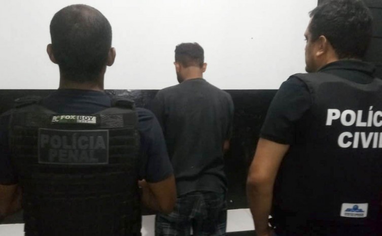 Suspeito possui uma extensa ficha criminal como alguns furtos e roubos, tráfico de drogas, dois supostos homicídios, dentre outros - Foto: Segurança Pública/Governo do Tocantins