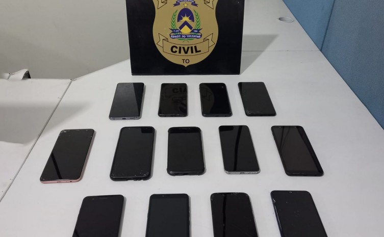 Polícia Civil recupera e devolve, aos verdadeiros proprietários, 13 aparelhos celulares em Palmas - Foto: SSP/Governo do Tocantins