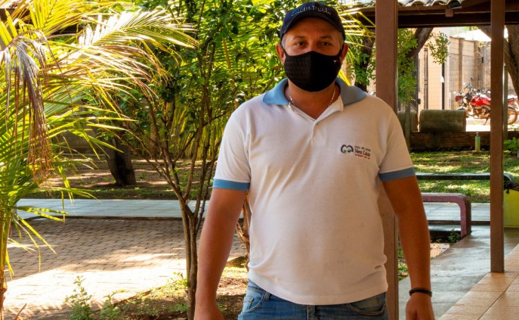 Ver as necessidades dessas pessoas fez o servidor da instituição, Eldinei José Pereira Lima, com um grupo de amigos, ofertar um lanche, doado uma vez ao mês, para os hóspedes da instituição - Foto: Carlessandro Souza/Governo do Tocantins