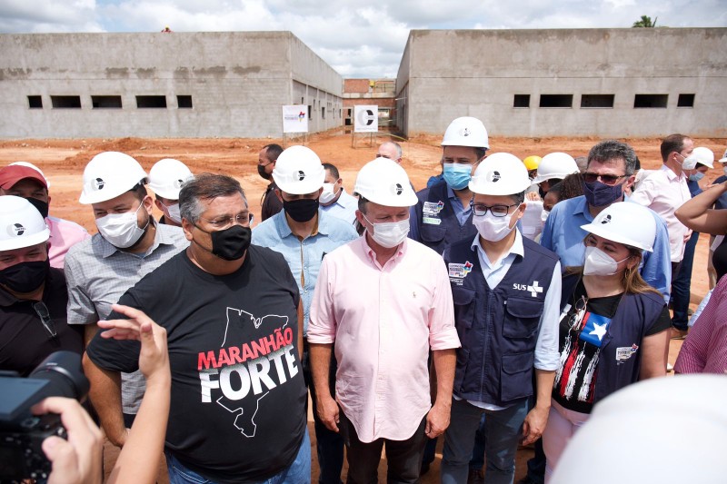Governador Flávio Dino, vice-governador Carlos Brandão e secretários de Estado visitaram a obra do Hospital de Urgência e Emergência da Região Tocantina. (Foto: Ilano Lima)