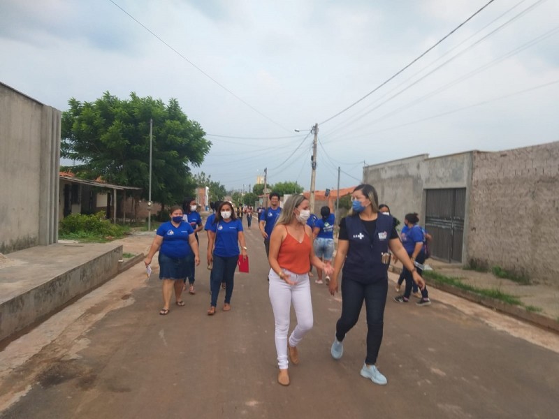 <em>Profissionais mobilizam a população para imunização contra a Covid-19 (Foto: Divulgação)</em>