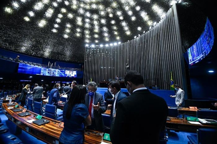 Senadores durante votação do texto-base da PEC Emergencial (PEC 186/2019) - (Foto: Marcos Oliveira/Agência Senado )