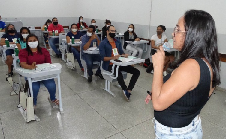Governo do Tocantins capacita gestores e entrevistadores do Cadastro Único em Araguaína - Foto: Setas/Governo do Tocantins