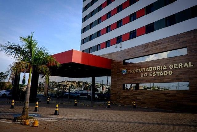 O contribuinte pode negociar as dívidas com descontos de até 75%, nos juros e multas, e parcelamento em até 60 vezes. - Foto por: PGE
