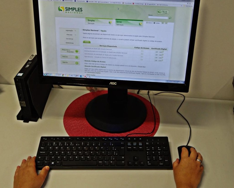 Contribuintes devem fazer a opção pelo Simples Nacional e sanar qualquer tipo de irregularidade até o dia 31 de janeiro; 30% dos contribuintes mato-grossenses estão em situação irregular - Foto por: Assessoria Sefaz-MT