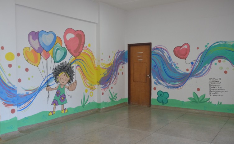 Ala pediátrica da unidade recebeu um colorido especial, lúdico explorando a imaginação das criança - Foto: Luciana Barros/Governo do Tocantins