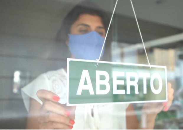  Foto: Ascom/ BRDE  Santa Catarina conta com cerca de 500 mil micro e pequenas empresas. Apesar de ser uma das forças da economia no estado, é um dos setores que mais sofre com a crise da Covid-19. Considerando o cenário de enfrentamento da pandemia, o Ba
