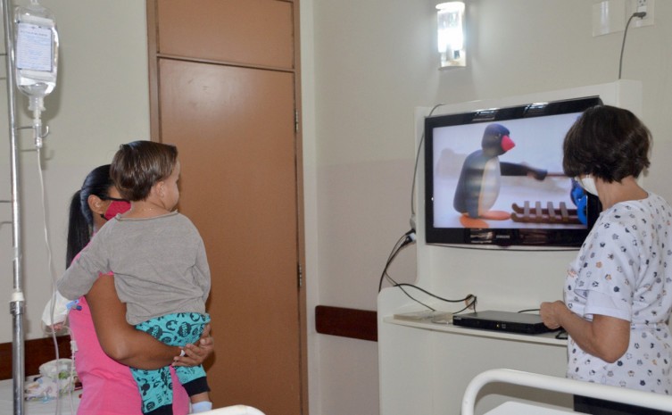 Cinema no Ap beneficia as crianças internadas - Foto: Luciana Barros/Governo do Tocantins