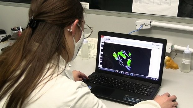 Foto: Divulgação/Unesc O governador Carlos Moisés anunciou nesta quarta-feira, 19, que o Programa de Bolsas Universitárias de Santa Catarina (Uniedu) terá investimento inicial de R$ 455 milhões. A informação também foi comunicada aos reitores das universi