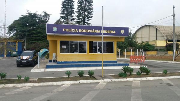 Ação da PRF visa coibir ação de infratores (Foto: Divulgação/PRF)