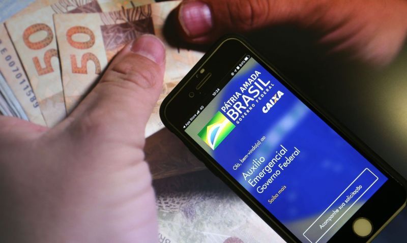 Metade dos beneficiários só vão usar aplicativo para movimentar valor - (Foto: Marcello Casal JR/ AgÊncia Brasil )