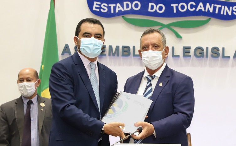 Na Assembleia, governador Wanderlei destaca ações de enfrentamento à covid-19 e investimentos prioritários para 2022 - Foto: Antônio Gonçalves/Governo do Tocantins