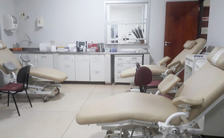 Com o aumento no número de casos de covid-19, gripe e dengue, os estoques estão cada vez mais baixos e salas de coletas vazias - Foto: Saúde/Governo do Tocantins