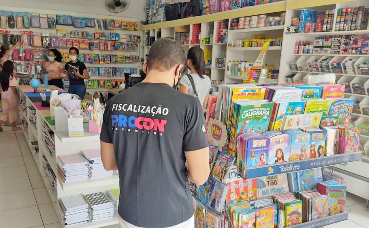 Levantamento foi realizado nos dias 27 e 28 de janeiro, em Araguaína; 81 itens foram pesquisados em quatro papelarias da cidade - Foto: Procon/Governo do Tocantins