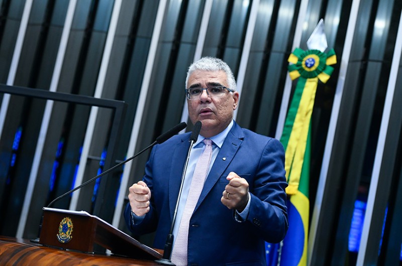 O senador Eduardo Girão (Podemos-CE) disse que decisões da PGR e do STF, em relação à Lava Jato, enfraqueceram o combate à corrupção - Marcos Oliveira/Agência Senado