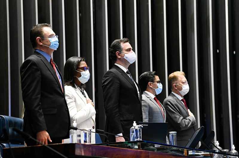 Rodrigo Pacheco presidiu a sessão do Congresso em que foi promulgada a Emenda 116