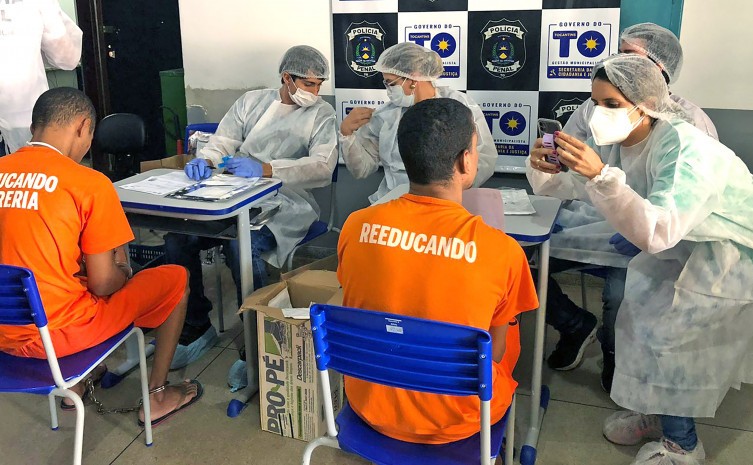 Na última terça-feira, 15, a Unidade Penal de Miracema coletou o material biológico de aproximadamente 40 custodiados - Foto: Seciju/Governo do Tocantins