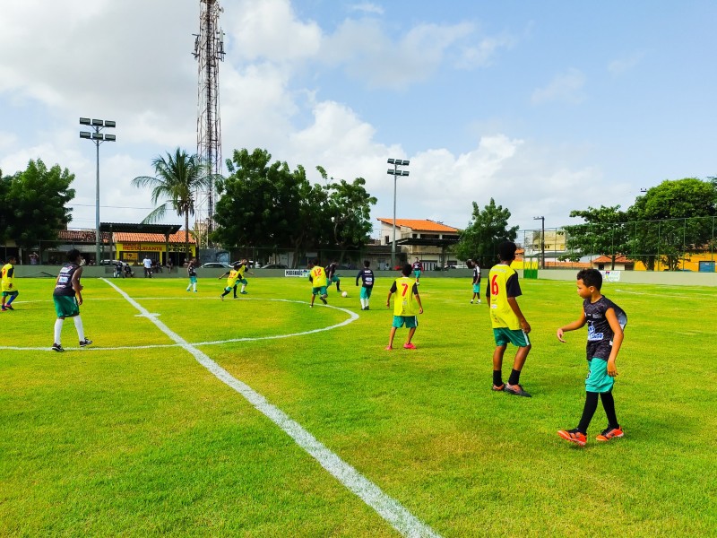 (Novas possibilidades a jovens e adolescentes com a oferta de espaços públicos para a prática de esportes (Foto: Fernanda Lopes))