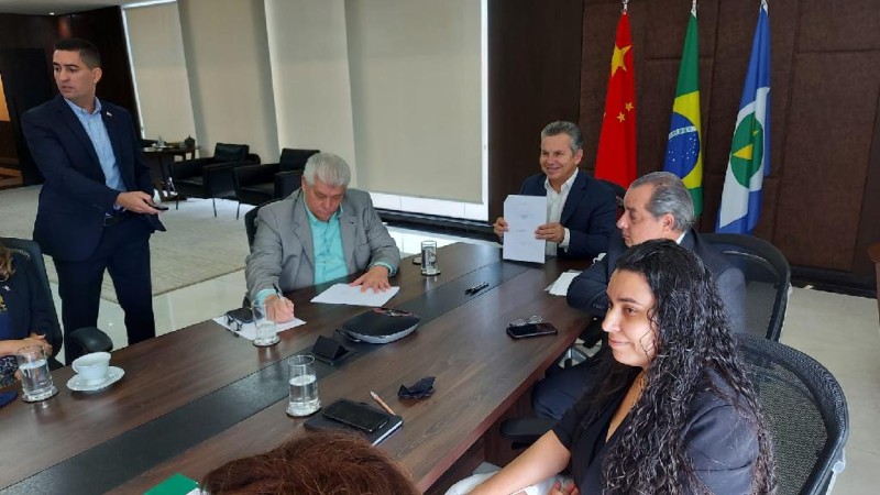 Governo de MT firma compromisso com a China - Foto por: Secom-MT