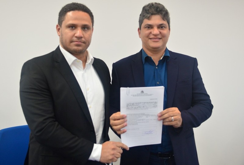 (Diego Fernando Mendes Rolim é advogado e ocupava o cargo de Secretário de Estado do Meio Ambiente e Recursos Naturais (Foto: Divulgação))