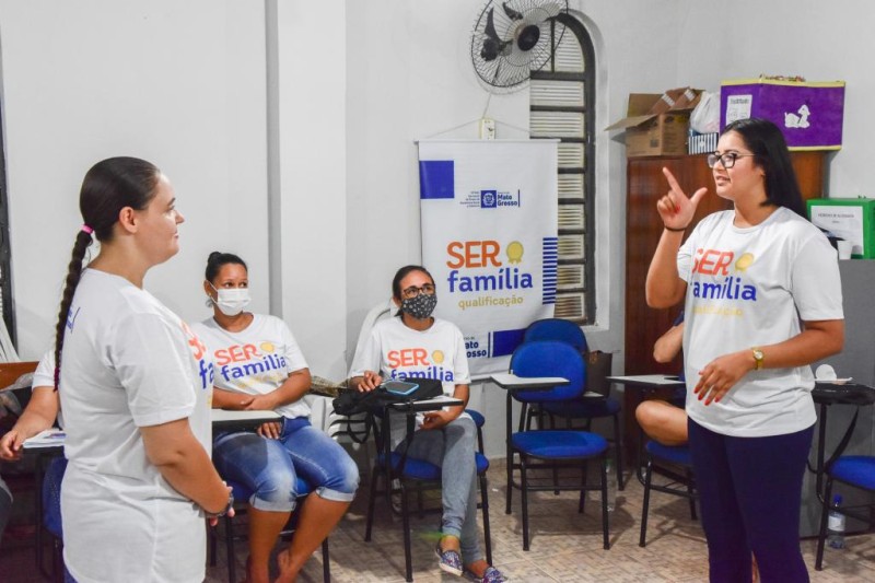 Ser Família Qualificação - Curso de Libras. - Foto por: João Reis