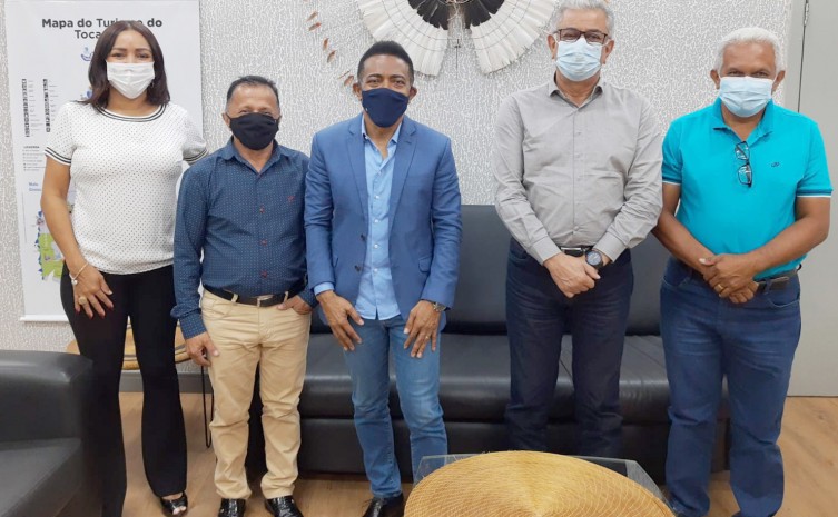 Na reunião foram apresentadas ao secretário as demandas do município quanto ao turismo na cidade - Foto: Nayna Peres/Governo do Tocantins