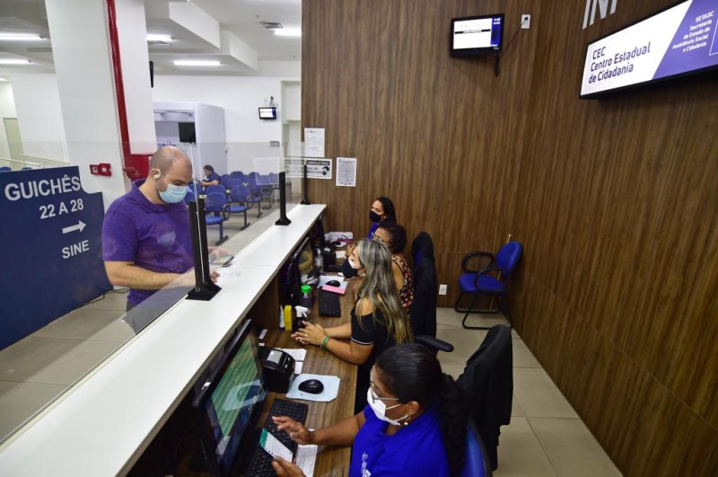 Atendimeno no Centro Estadual de Cidadania - Várzea Grande - Foto por: Josi Dias