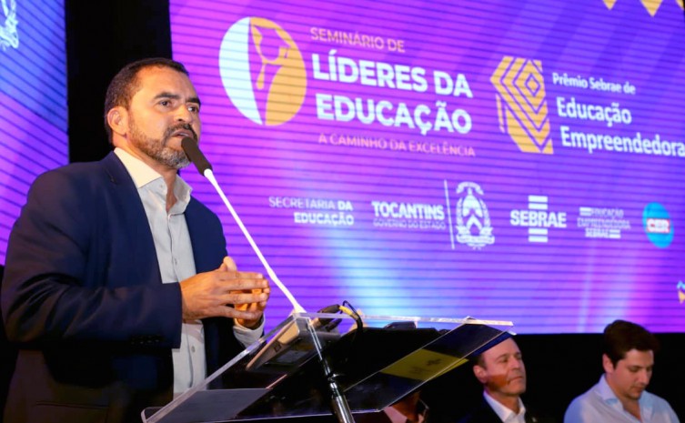 Governador Wanderlei Barbosa destacou que "essa parceria com o Sebrae vai despertar o empreendedorismo, um tema fundamental na vida dos nossos professores e dos nossos alunos" - Foto: Esequias Araújo/Governo do Tocantins