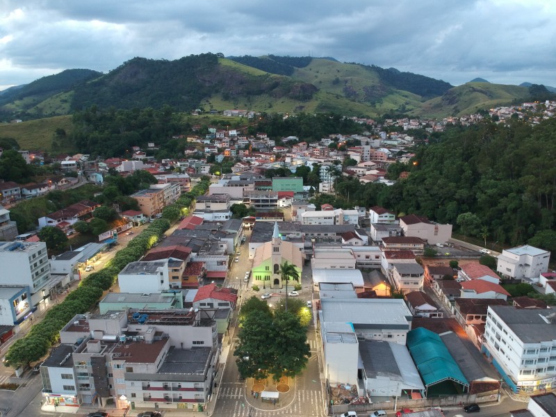 É de suma importância que os cidadãos e a sociedade civil organizada participem da elaboração.