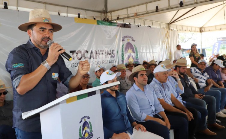 Governador Wanderlei Barbosa assina três decretos que fortalecem o desenvolvimento sustentável no Estado durante participação na Agrosudeste - Foto: Marcel de Paula/ Governo do Tocantins