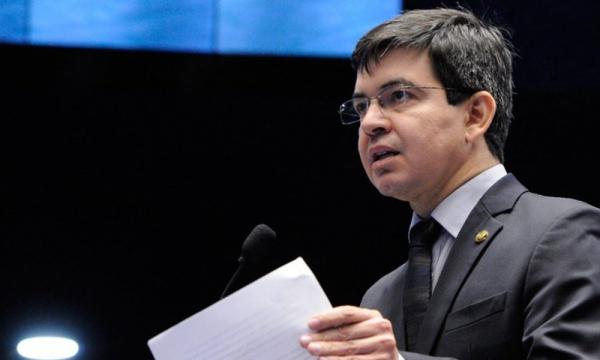 Senador Randolfe Rodrigues (REDE-AP)