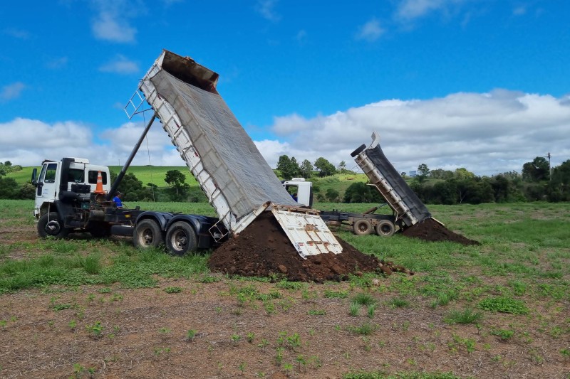 Produzido pela Sanepar, lodo do esgoto vira alternativa sustentável para agricultura