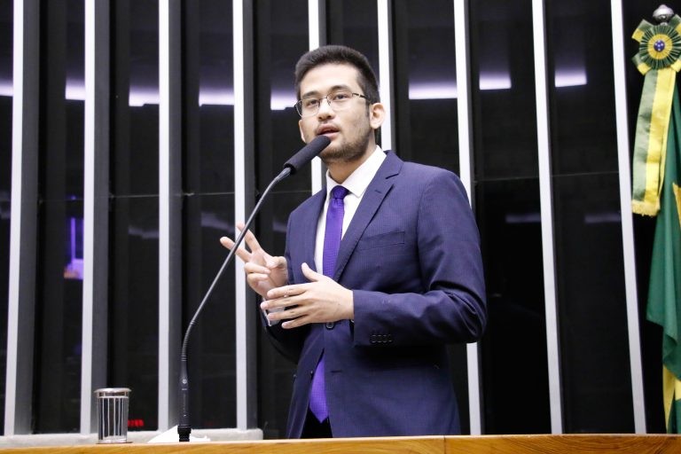 Kataguiri: cobrar pelo direito de dar nome a bem público pode aumentar a arrecadação da União - (Foto: Marina Ramos/Câmara dos Deputados)