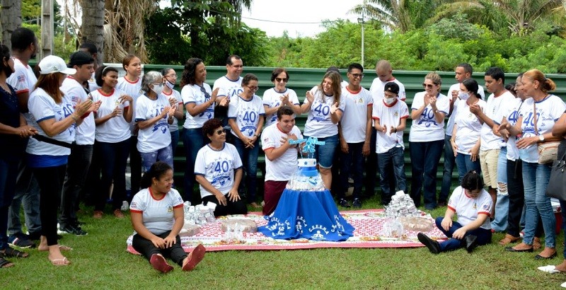 - Comunidade escolar comemora os 40 anos de fundação do Helena Antipoff, no Parque Rangedor. (Foto: João Aroucha)