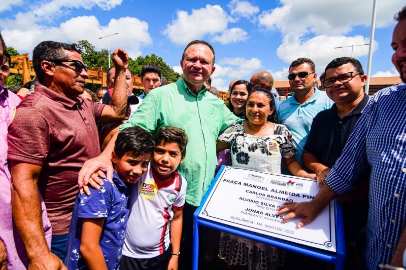 - Inauguração de praça e quadra em Açailândia (Foto: KGÊ)