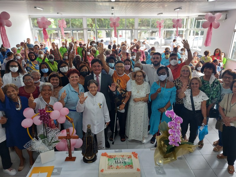 A celebração em homenagem ao Dia das Mães foi realizada no auditório do Centro Social do Servidor. (Foto: Divulgação) - A celebração em homenagem ao Dia das Mães foi realizada no auditório do Centro Social do Servidor. (Foto: Divulgação)