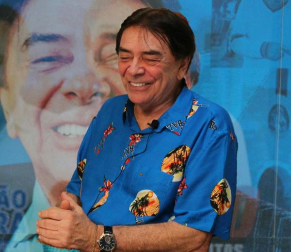 Linhas e Linhas por Givaldo Calado de Freitas